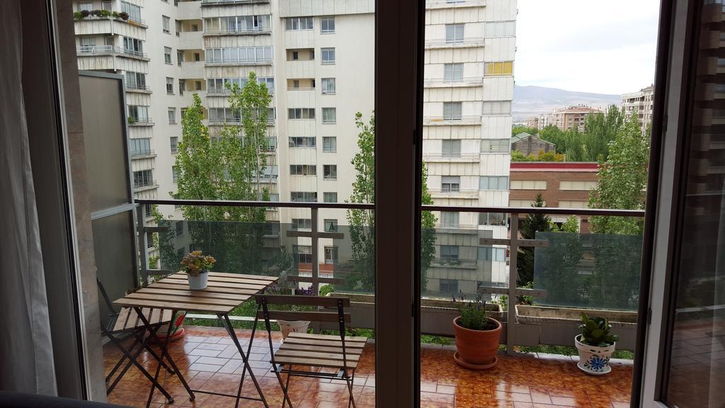 Apartamento Vuelta Del Castillo Pamplona Eksteriør bilde